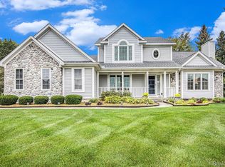 2165 Prairie Vw, Grand Blanc, MI 48439