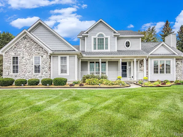 2165 Prairie Vw, Grand Blanc, MI 48439