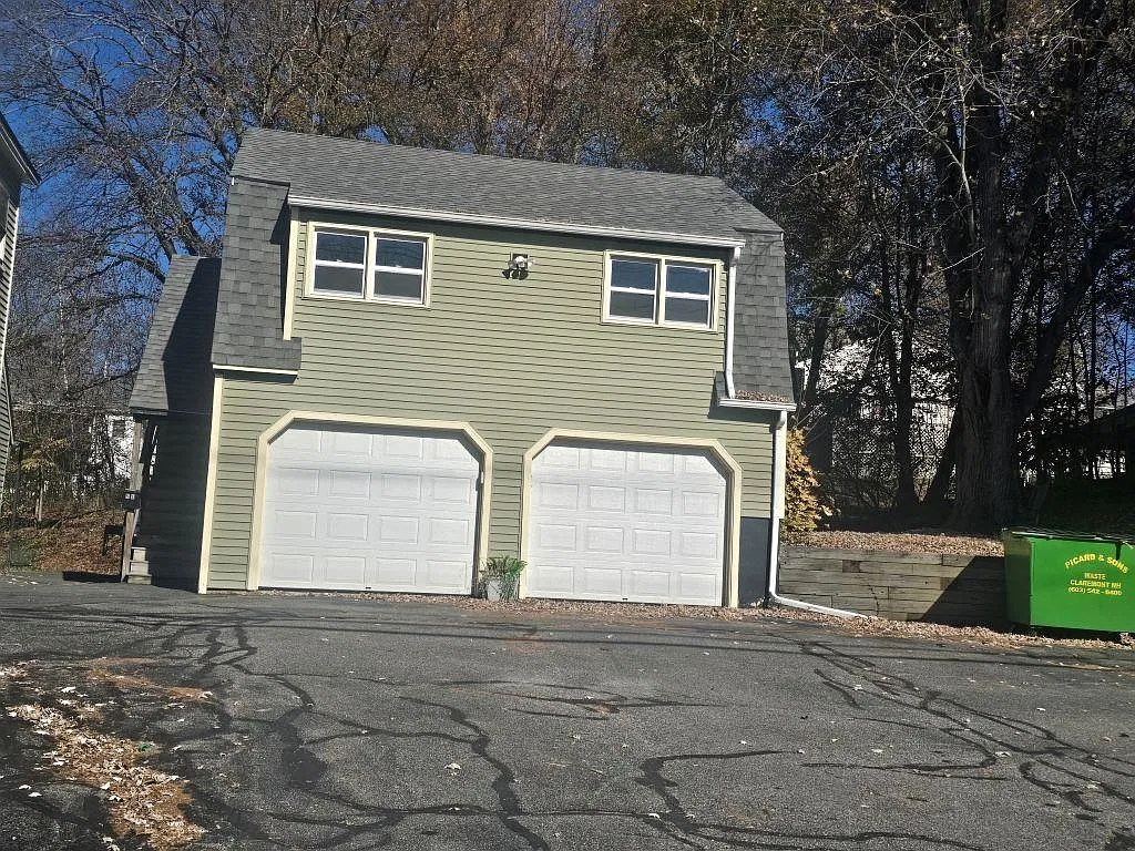 1 bed, 1.0 bath, 576 sqft, $1,300 — Photo 1