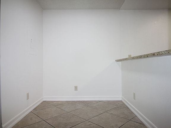 4th image of 14029 Foothill Blvd APT 3