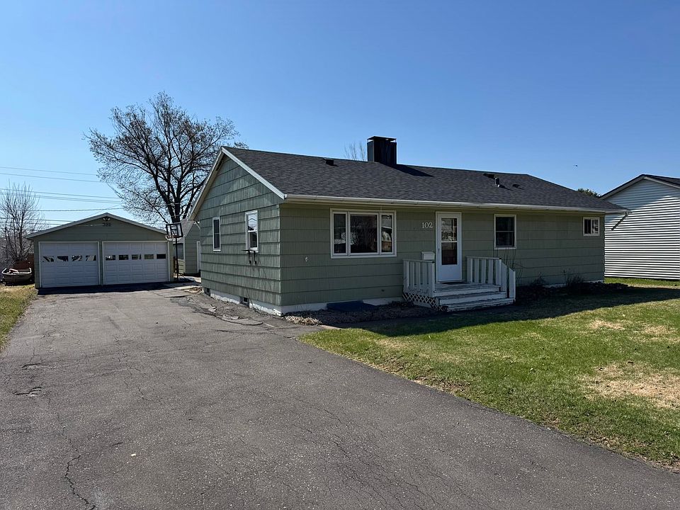 1st image of 102 Hays Cr