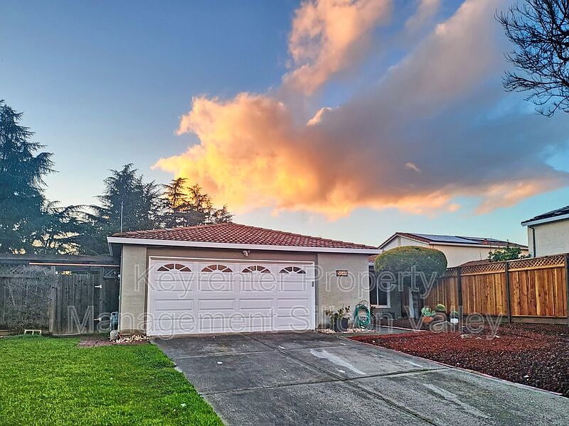 1st image of 5445 Mayland Ave