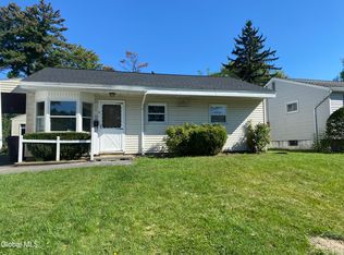8 Harold Ave, Latham, NY 12110