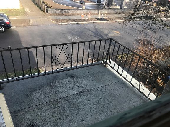 3rd image of 203 Eaton St