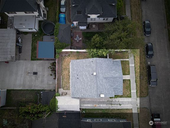 4th image of 610 W Pine Street