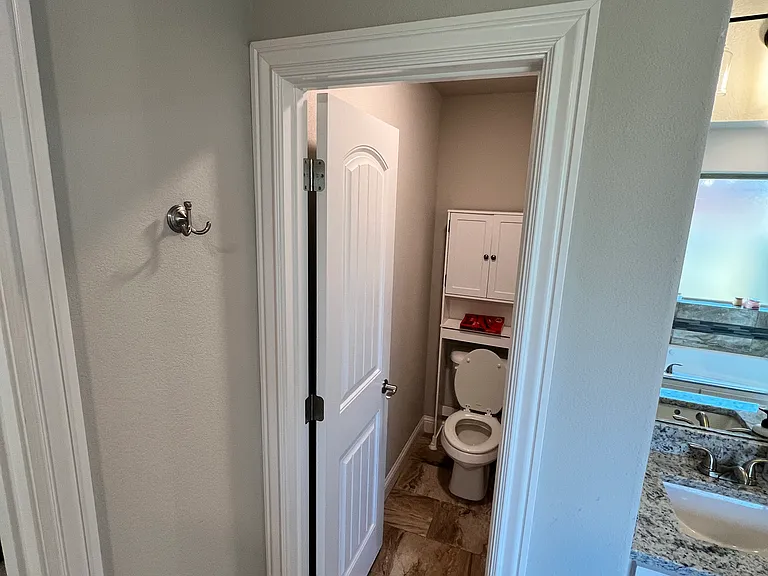 334 N Otoe St — Photo 14