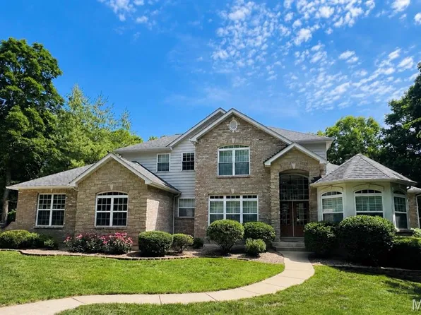 477 Winding Woods Dr, Troy, MO 63379