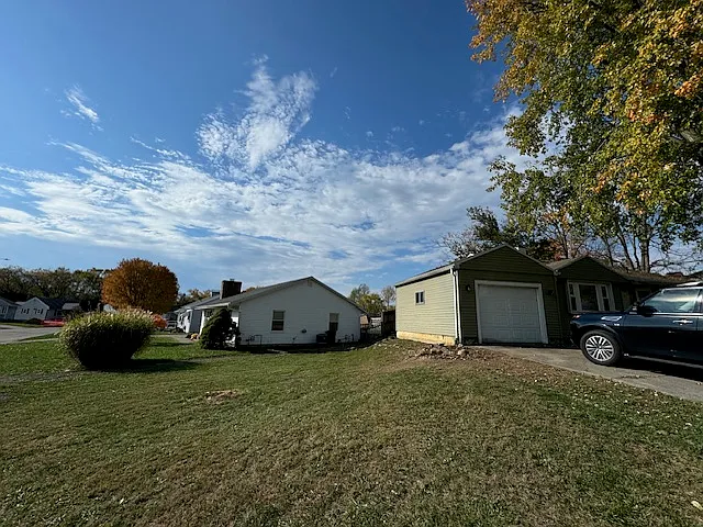550 S Stadium Dr — Photo 5