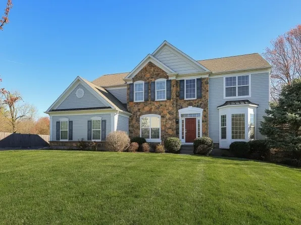 1 Bellewood Dr, Warren Twp., NJ 07059