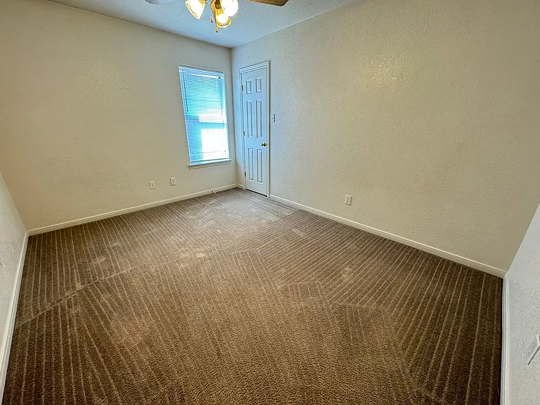 3206 Dannen Court — Photo 16