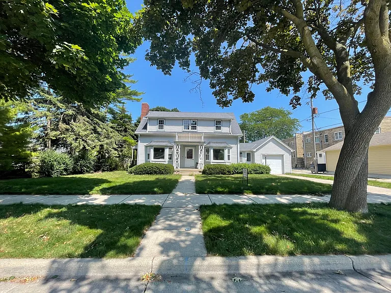3958 E Plankinton Ave — Photo 2