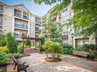 Fairchase, Fairfax, VA 22030