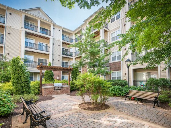 4411 Dixie Hill Rd #17-405