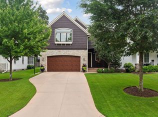 5613 Abbott Ave S, Edina, MN 55410