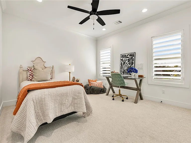 2033 Pebble Bend Dr — Photo 23