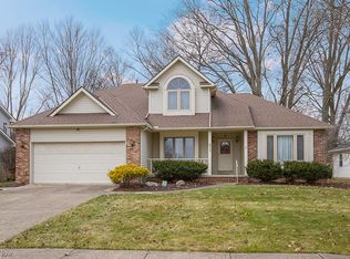 411 Ashland Ct, Elyria, OH 44035