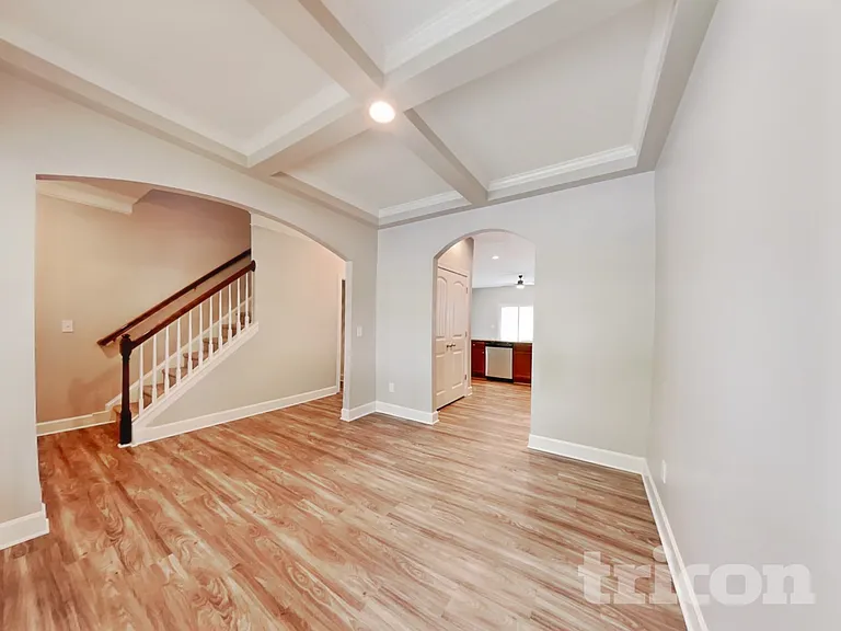 4724 Abbey Park Rd — Photo 4