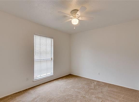 5th image of 410 McKinley St
