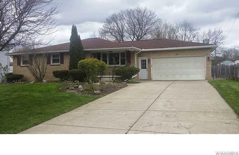 1st image of 19 Blair Ln