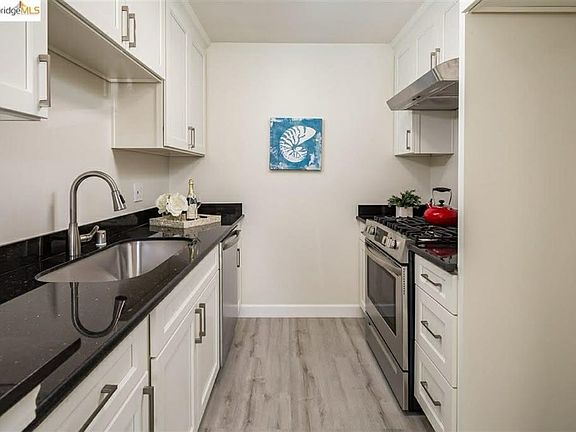 5th image of 2040 Sierra Rd