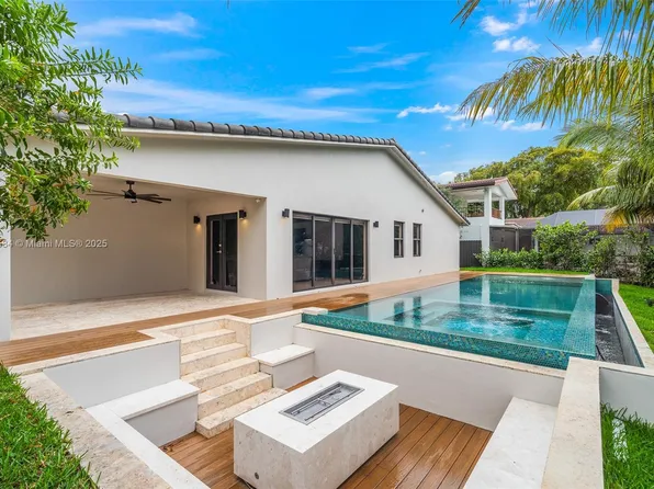 14412 Rosewood Rd, Miami Lakes, FL 33014