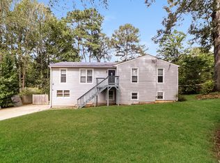 131 Bernice Dr, Lawrenceville, GA 30045