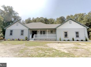 207 Spring Garden Rd, Hammonton, NJ 08037