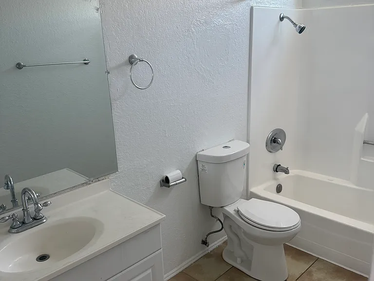 3771 Harvill Ln #7 — Photo 3