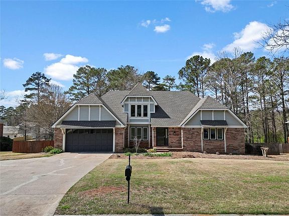 4th image of 39 Club View Dr SE