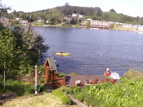 3445 NE 40th Ct #2, Neotsu, OR 97364