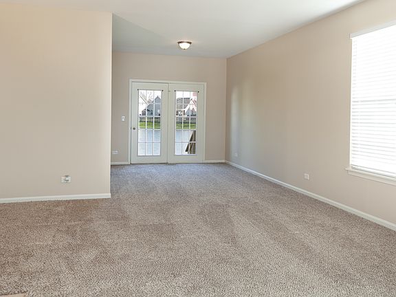 3rd image of 1850 Carrier Cir