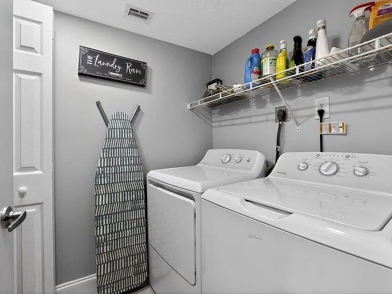 2206 S Cypress Bend Dr #401 — Photo 13
