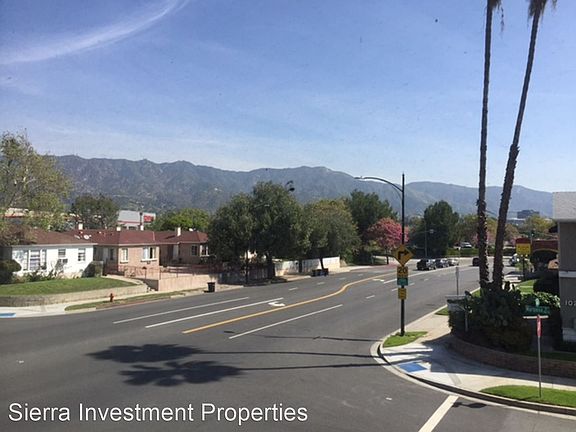 2nd image of 1200 W Victory Blvd #C
