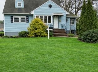 101 N 13Th St, Kenilworth Boro, NJ 07033