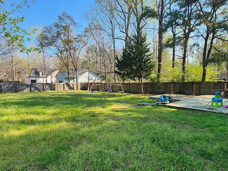 301 Meridian Way — Photo 30