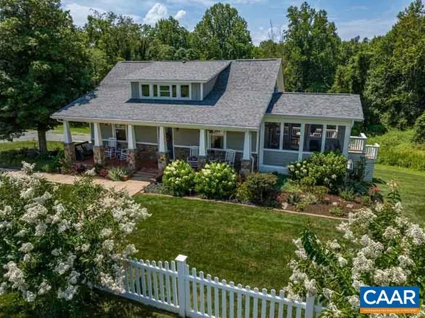 7483 Greenwood Station Rd, Greenwood, VA 22943