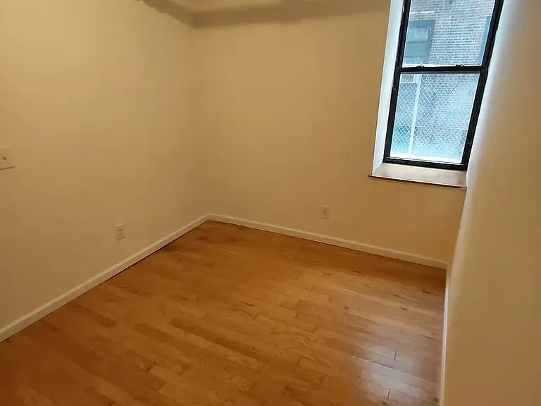 516 W 134th St #21 — Photo 17