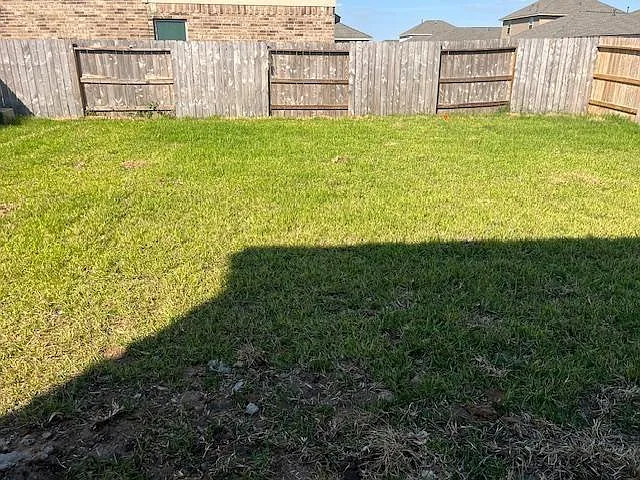1015 Gentle Nook Dr — Photo 3