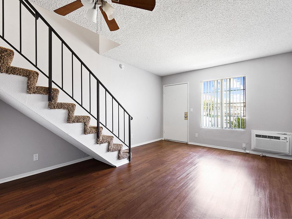 Lake Balboa Townhomes 15716 Saticoy St Van Nuys CA Zillow