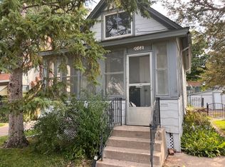 1068 Como Pl, Saint Paul, MN 55103