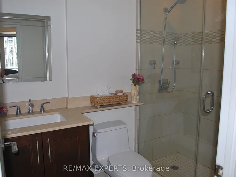 35 Balmuto St #803 — Photo 5