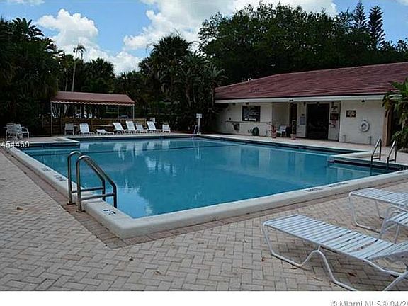5th image of 5570 NW 44th St APT 509A