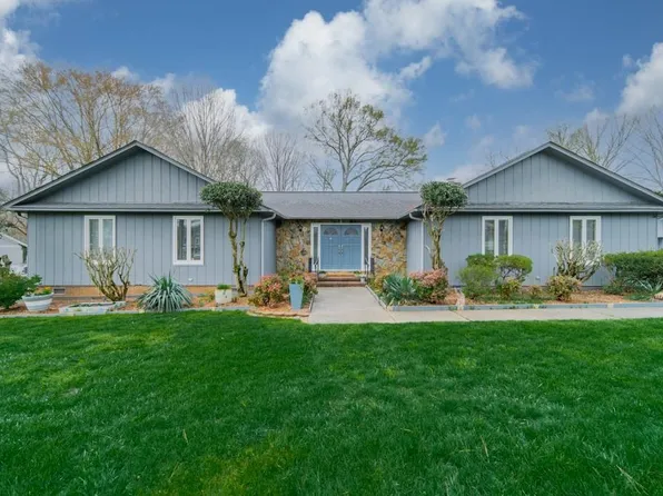 5111 Rounding Run Rd, Charlotte, NC 28277