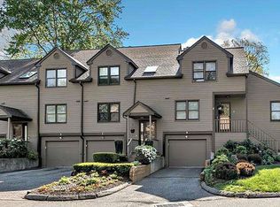 9 Rolling Ridge Rd, Monroe, CT 06468