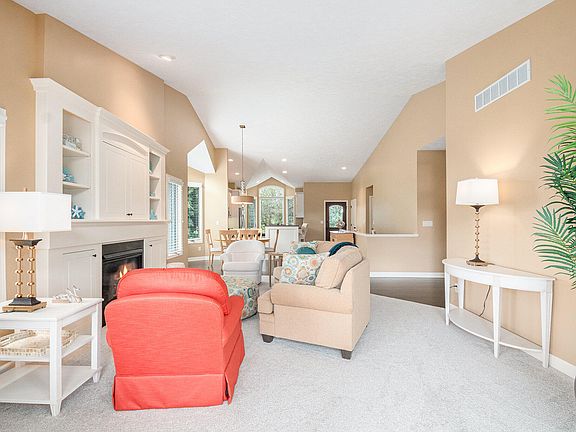 5th image of 5976 Red Lion Ct NE