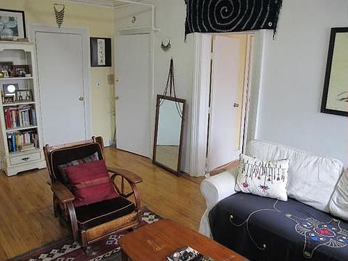 4th image of 625 Saint Marks Ave
