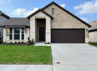 527 Bradley Dr, Fate, TX 75087