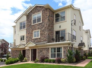 1625 Paterson Plank Rd APT 17, Secaucus, NJ 07094