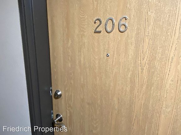 5th image of 3720 Tiverton Ct Unit 206
