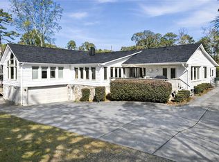 6558 Lanier Islands Pkwy, Buford, GA 30518